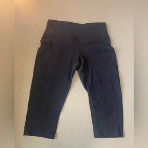 Lululemon 14” Capri Leggings